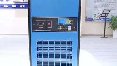 Refrigerated Air Dryer with Integrated Filtration